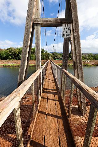081 Kauai, Hanapepe Swinging Bridge.jpg